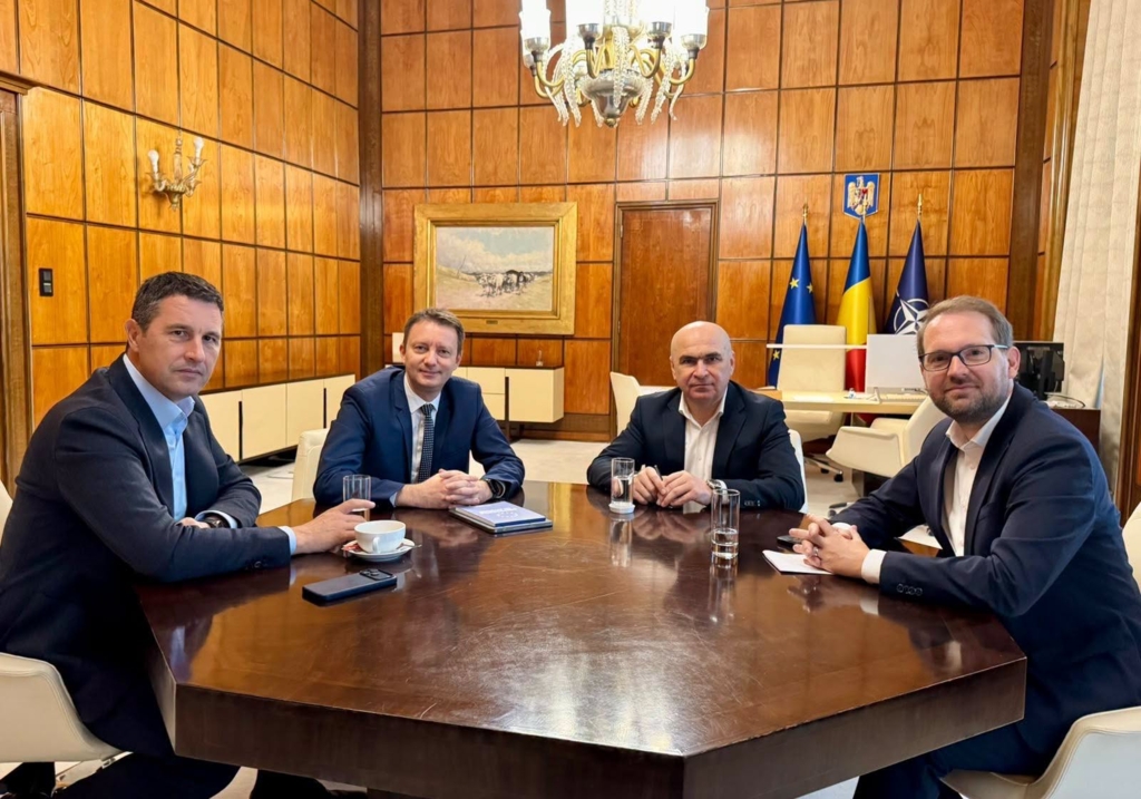 Economistul Christian Năsulea avertizează: Statul încasează 3 lei și cheltuie 4