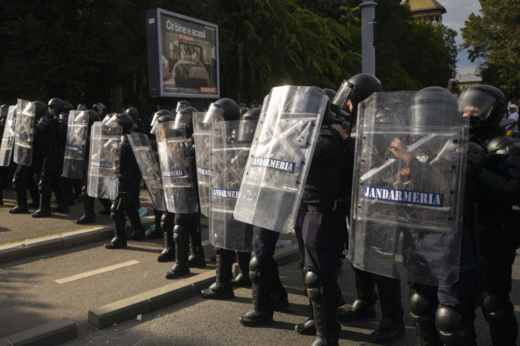 Manifestare în Piața Victoriei duminică: Jandarmeria va impune filtre de siguranță și verificări de bagaje