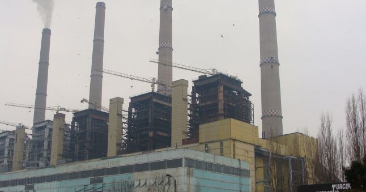 Nor de cenușă și zgură la Termocentralele Turceni: vântul puternic afectează vizibilitatea pe drumurile din Gorj