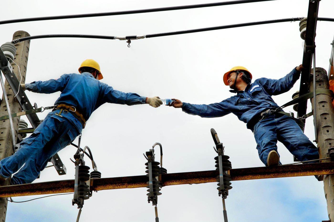 A lansat Alianța Lucrătorilor din Energie un nou sindicat independent pentru întregul lanț energetic