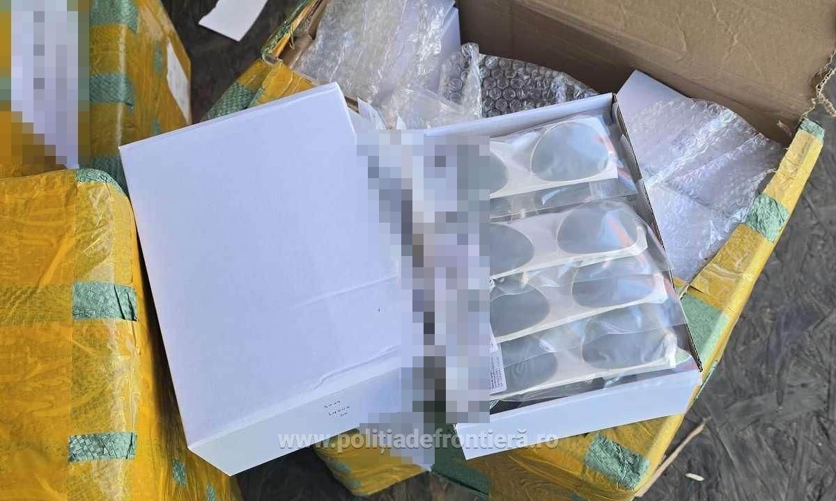 Mii de produse contrafăcute, în valoare de peste 2 milioane de lei, interceptate de poliția de frontieră în Constanța
