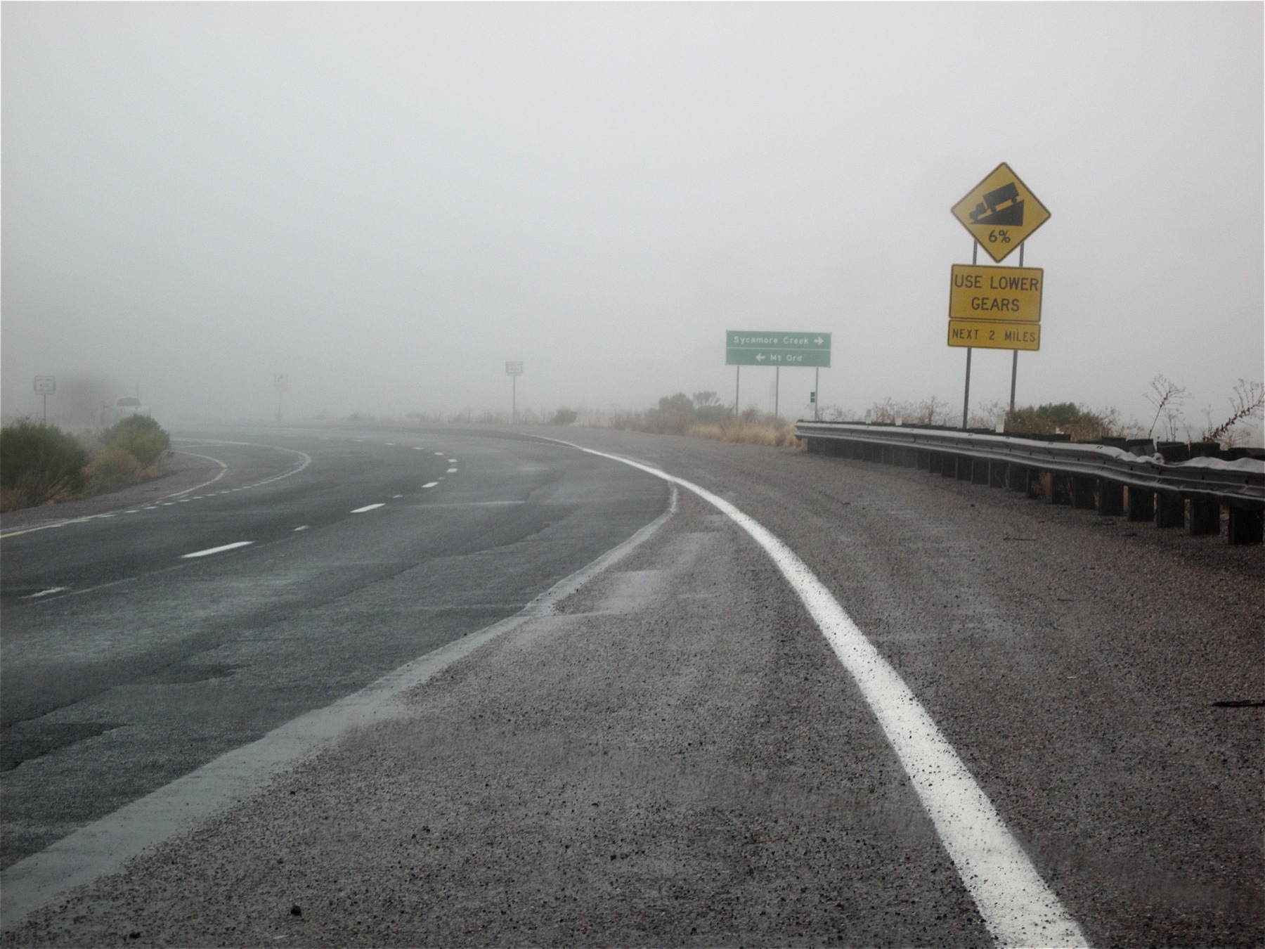 Sancțiuni severe pentru utilizarea nejustificată a benzii de urgență pe autostradă
