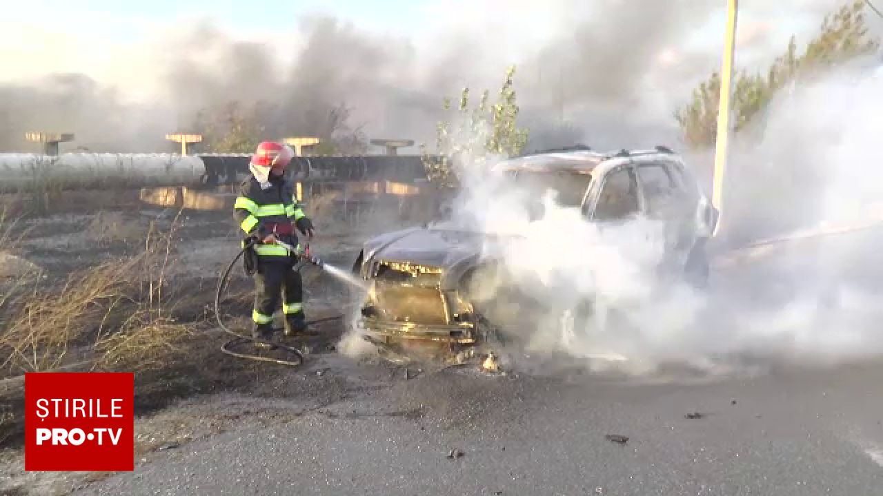Două incendii majore la Drobeta-Turnu Severin: o hală de fabrică a ars complet, iar vegetația a distrus proprietăți