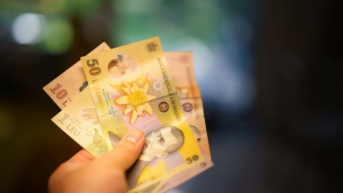 Scăderea inflației în România este influențată de efecte statistice, deși țara rămâne lider în UE