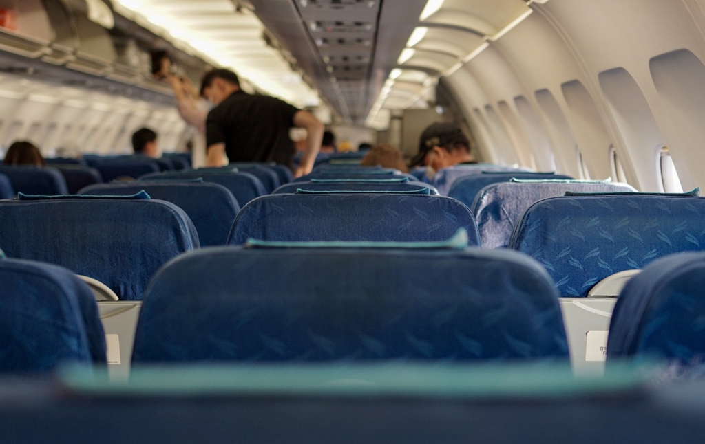 Cum poți reduce costul biletelor de avion după sezonul de vacanță: recomandări de planificare