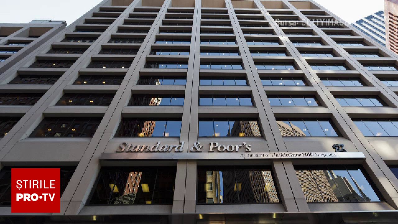 Avertisment privind riscul de retrogradare a ratingului României înainte de raportul S&P din octombrie