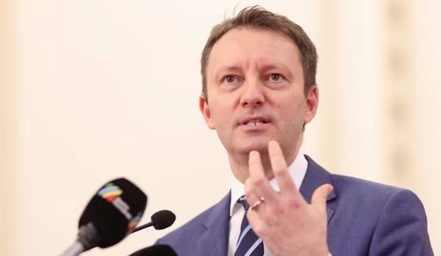 Siegfried Mureșan prezintă principiile programului de guvernare: fără taxe noi și cu revenirea la TVA de 19%