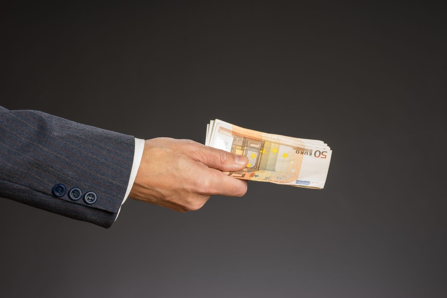 Albalact primește o amendă definitivă de 2 milioane de euro pentru obstrucționarea controlului Concurenței