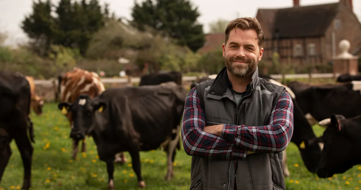 Scutiri de impozit de până la 100% pentru micii gospodari cu animale și terenuri agricole