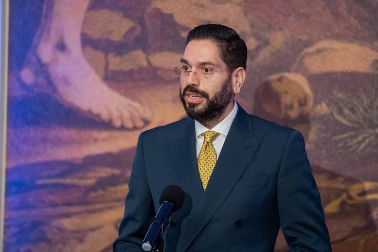 Deprecierea leului față de euro: nu este vorba despre o prăbușire, ci despre un proces controlat
