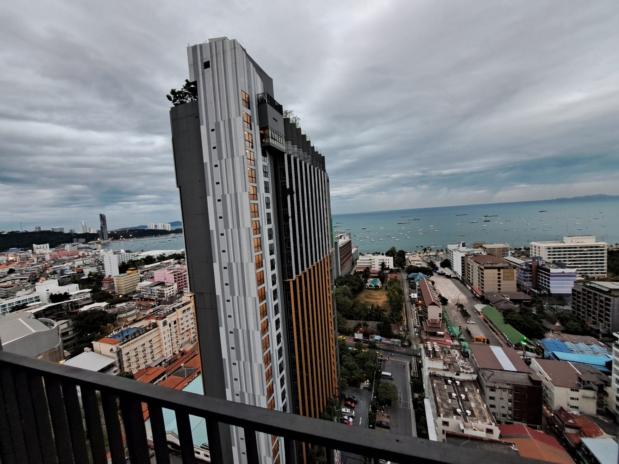 Dinamica prețurilor locuințelor în România: Timișoara crește cel mai mult, Bucureștiul scade