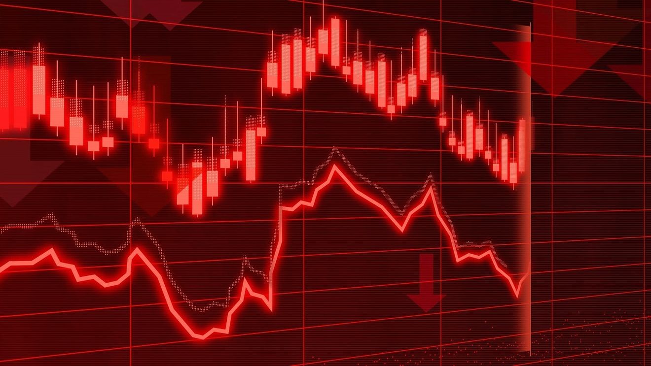 Impactul recesiunii asupra finanțelor personale: cum se schimbă veniturile, creditele și consumul