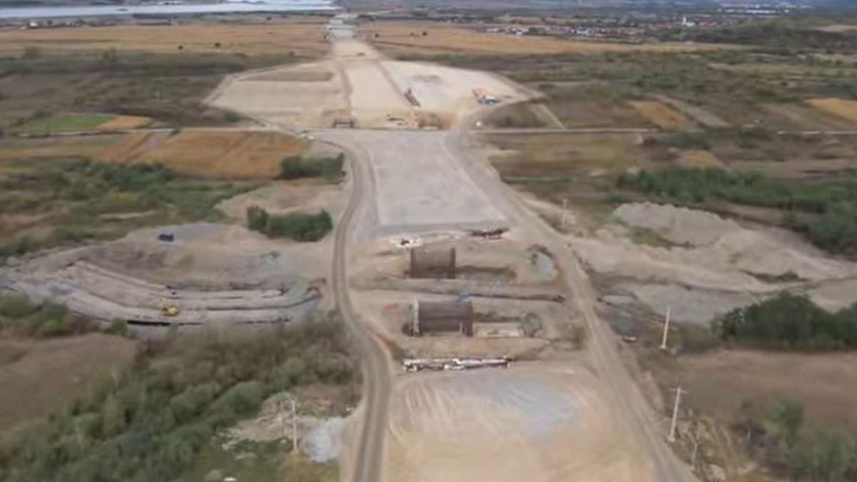 Lucrările pe Autostrada Sibiu–Făgăraș se accelerează. Vezi când ar putea fi deschis traficul pe A13