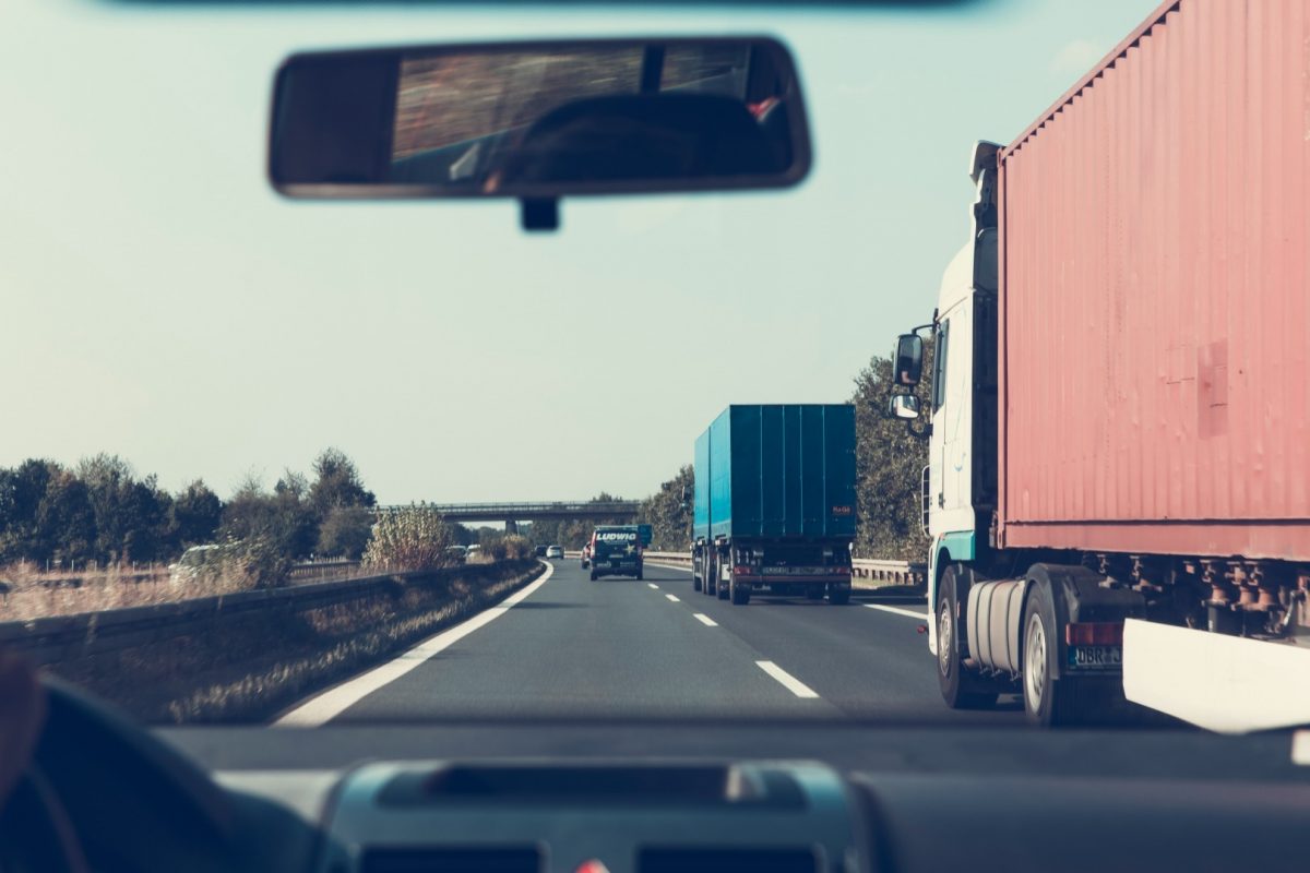 Transportatorii solicită amânarea implementării sistemului TollRo până în 2027
