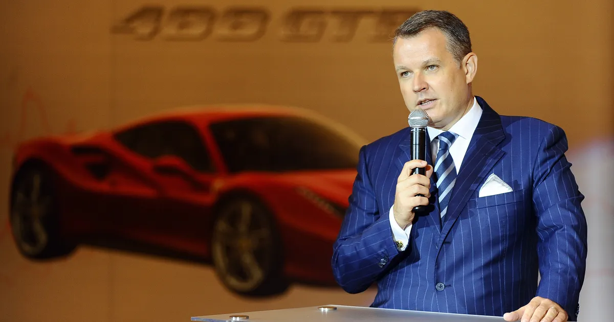 Familia fostului ministru Ion Bazac mută colecția de Ferrari în Olanda