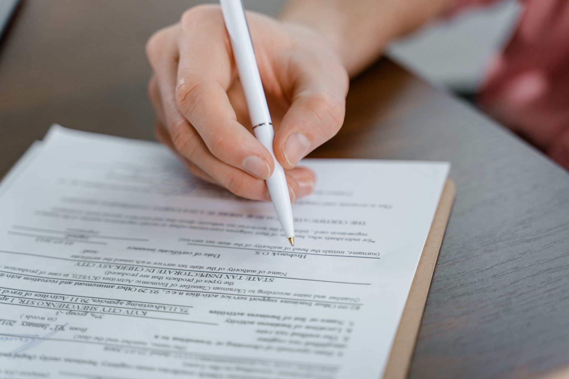 Alegerea unui credit de nevoi personale: de ce dobânda nominală mică nu este un indicator suficient