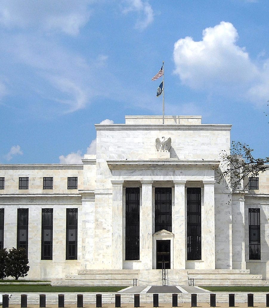 Randamentele obligațiunilor de stat americane pe 30 de ani au atins cel mai înalt nivel din 2004