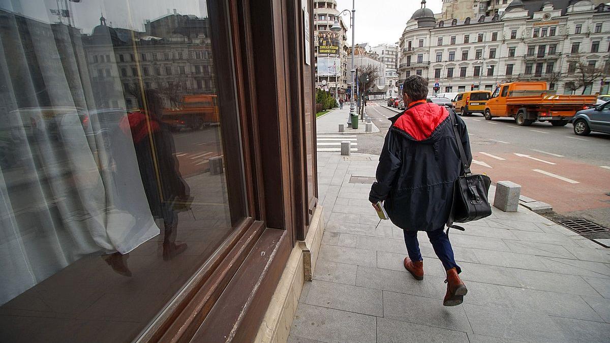 Proceduri pentru pensionarii care nu sunt găsiți acasă de poștaș: Termene și reguli de ridicare a banilor