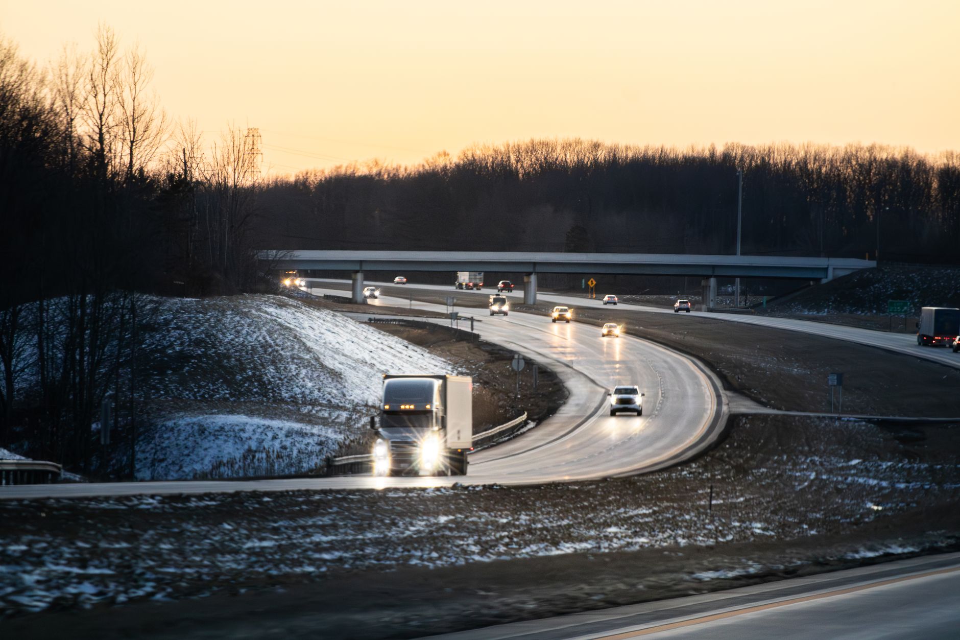TollRo intră în regim operațional din 1 octombrie 2026: reguli noi de plată pentru rovinietă