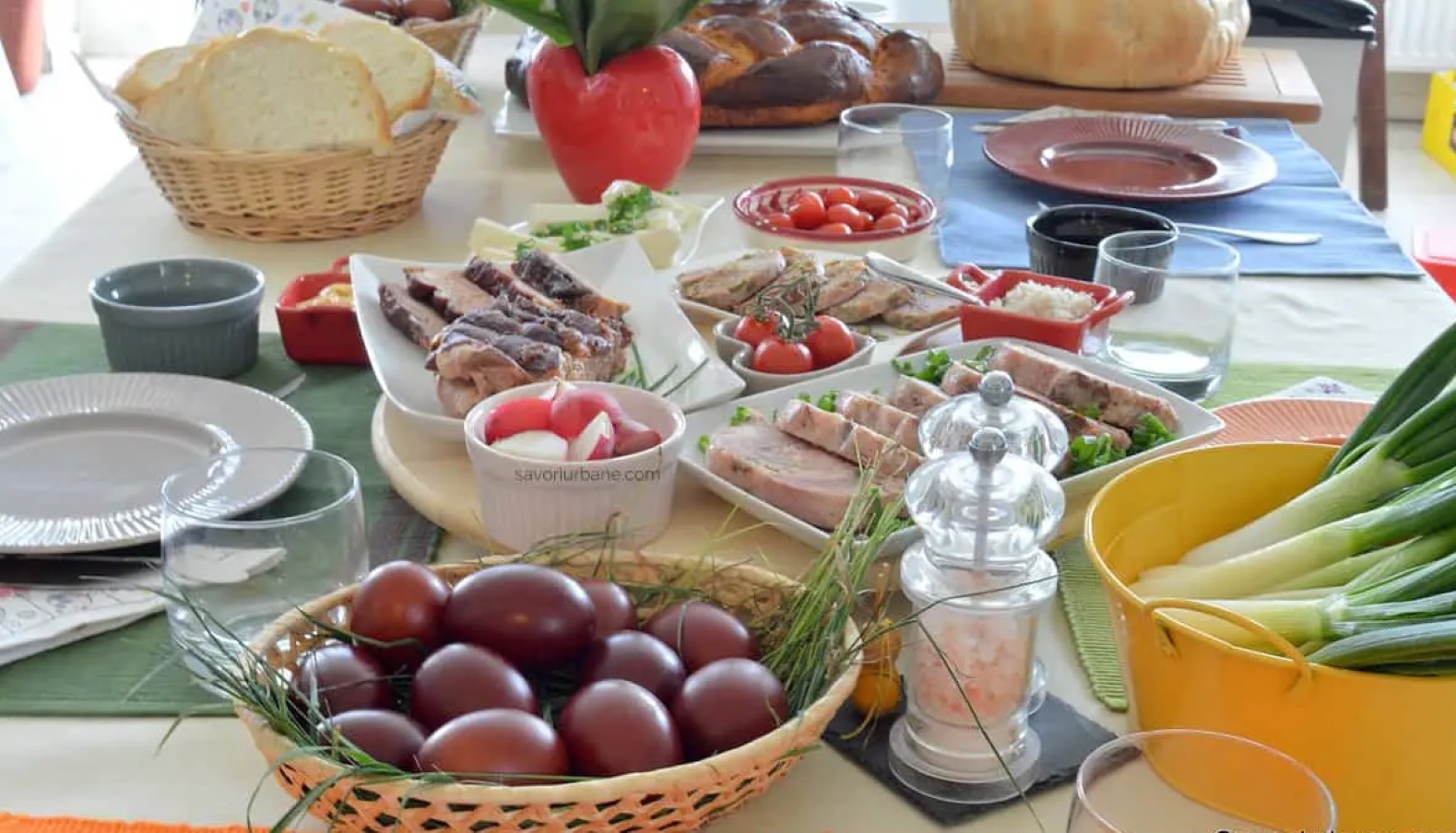 Românii au redus cheltuielile în primul trimestru al anului 2026. Alimentele și facturile domină bugetul