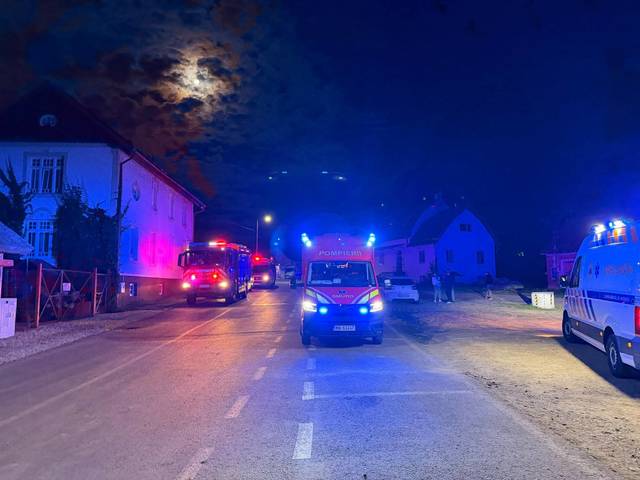 Planul Roșu de Intervenție activat la o nuntă din Avrig, după ce numeroase persoane s-au simțit rău