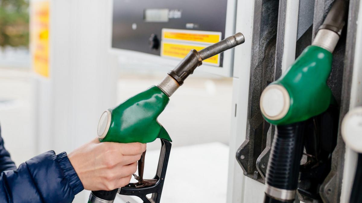 Riscul creșterii prețului la motorină în Europa: Impactul potențial al restricțiilor de export din SUA