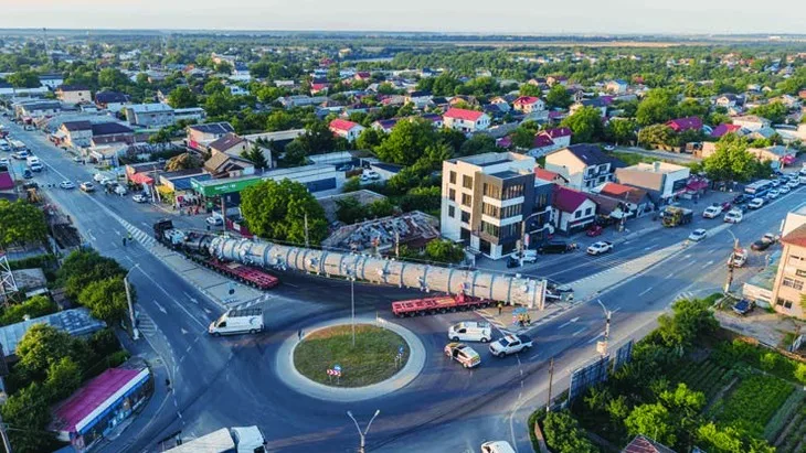 Transporturile grele de echipamente energetice testează limitele infrastructurii din România