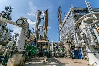 Romgaz respinge acuțiunile privind presiunile politice pentru achiziționarea de gaze LNG
