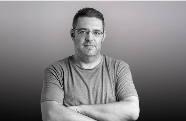 Jurnalistul Patrick André de Hillerin a decedat la vârsta de 52 de ani