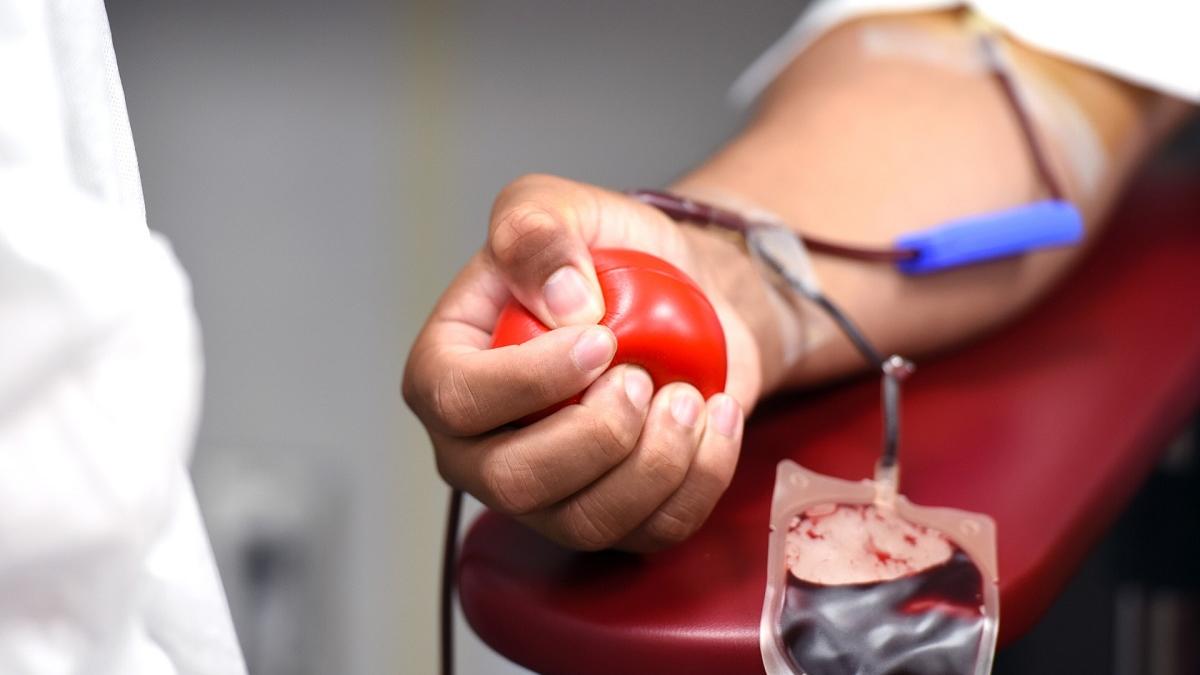 Ministerul de Finanțe atrage fonduri prin donatorii de sânge cu dobânzi de peste 7%
