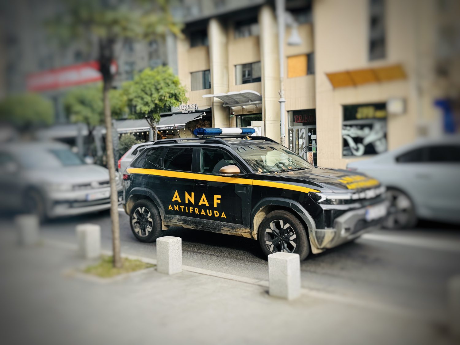 Salon de estetică din București controlat de Antifrauda ANAF după postările de pe rețelele sociale