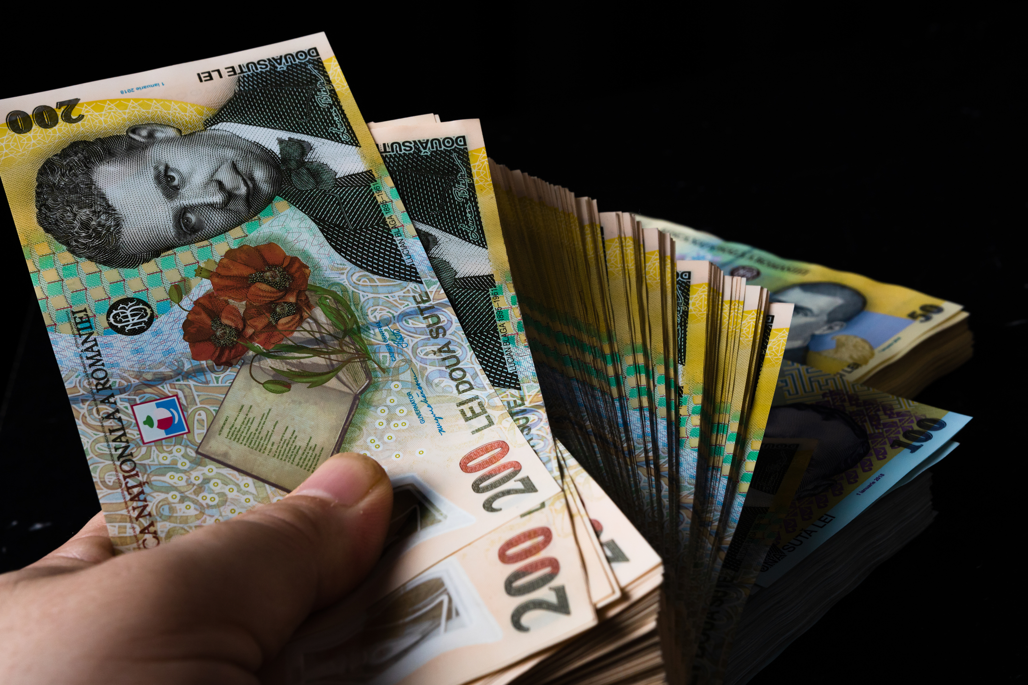 Primele 41 de firme au semnat acordurile de finanțare pentru programul SME Eco-Tech