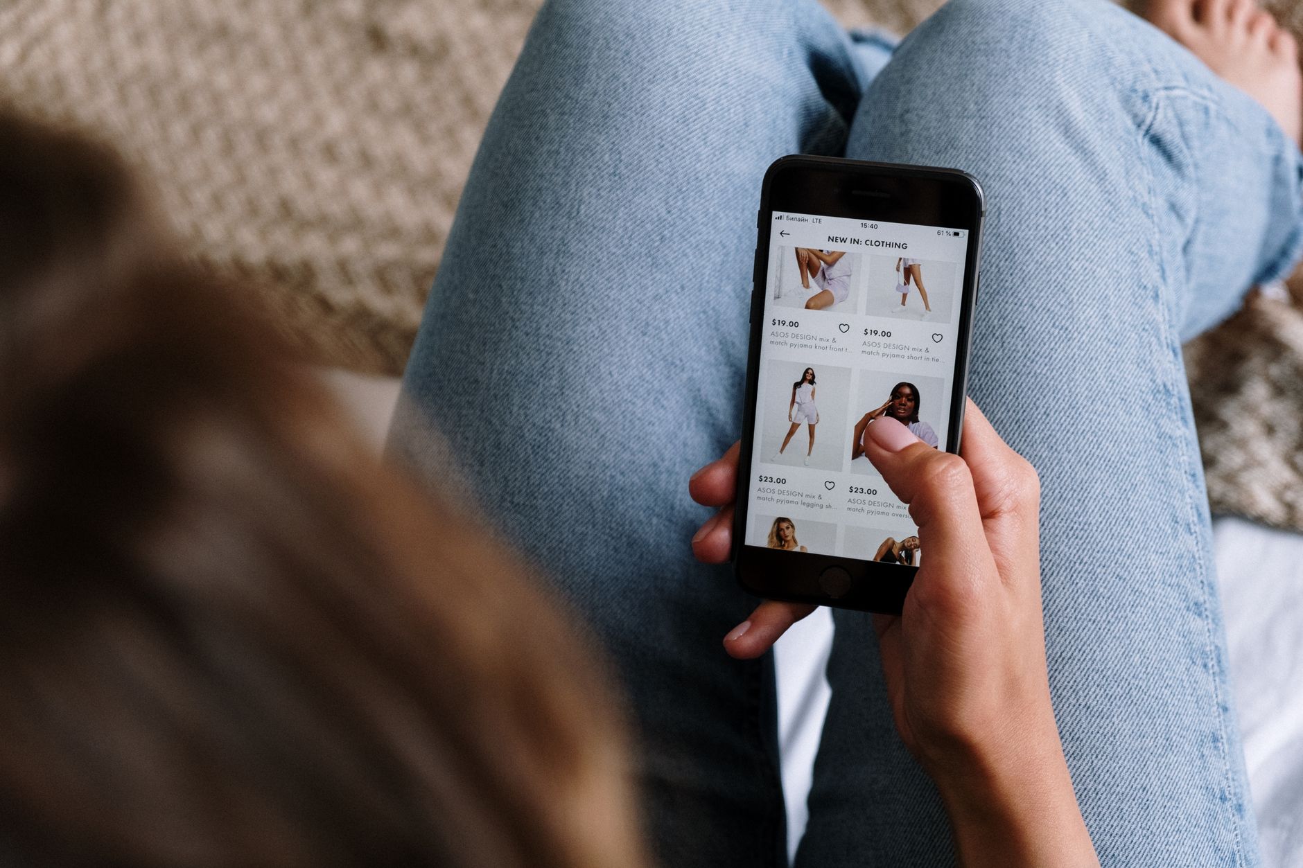 Evoluția e-commerce în România: Cum vor influența tehnologia și personalizarea cumpărăturile până în 2026