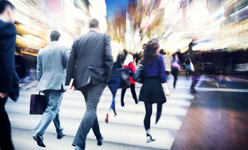 Sentimentul economic în România a scăzut în septembrie, deși activitatea a accelerat în trimestrul al treilea