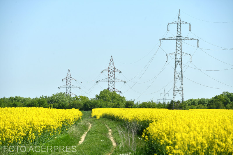 Prețul energiei electrice a crescut în septembrie, România fiind pe locul patru în Uniunea Europeană