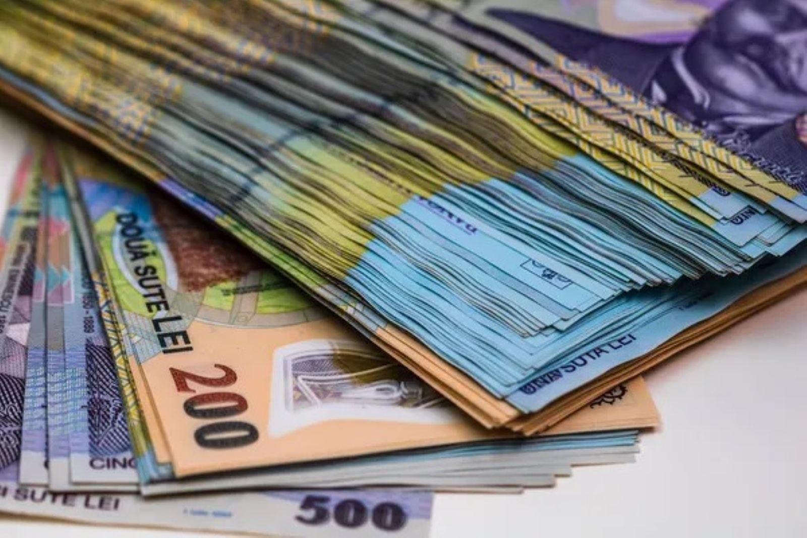 Datoria statului român a depășit pragul de 1.200 de miliarde de lei