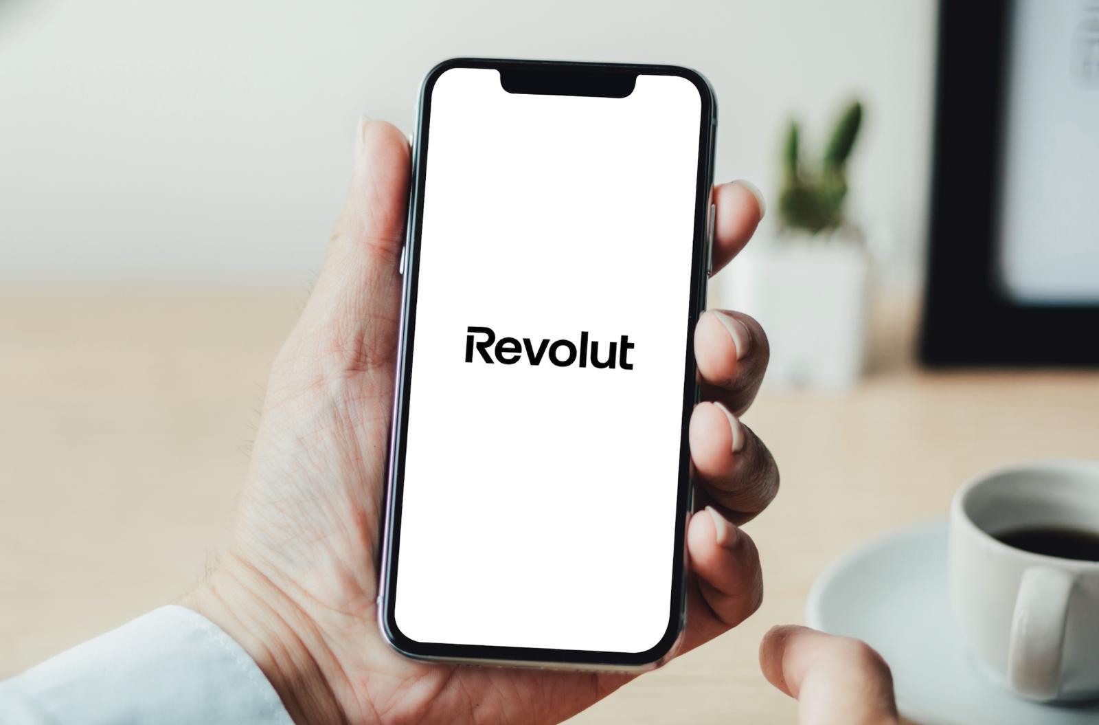 Revolut a depășit pragul de 5 milioane de clienți în România și își extinde prezența în București