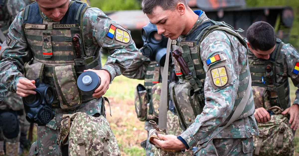 Contradicții privind pensiile militare: Ministrul Miruță neagă creșterea vârstei de pensionare