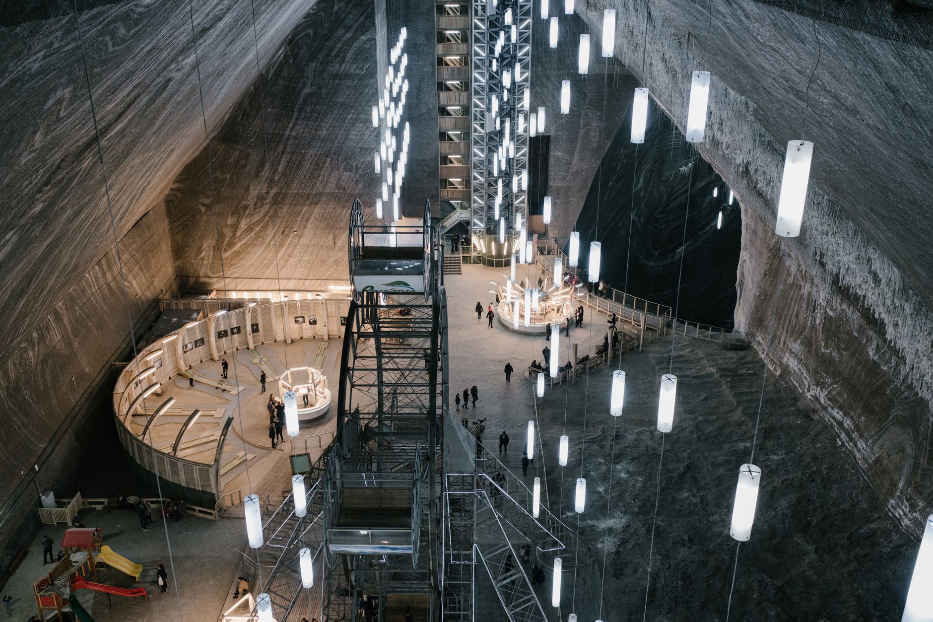 Salina Turda se extinde prin investiții masive; Banca Transilvania oferă un credit de 14 milioane de euro