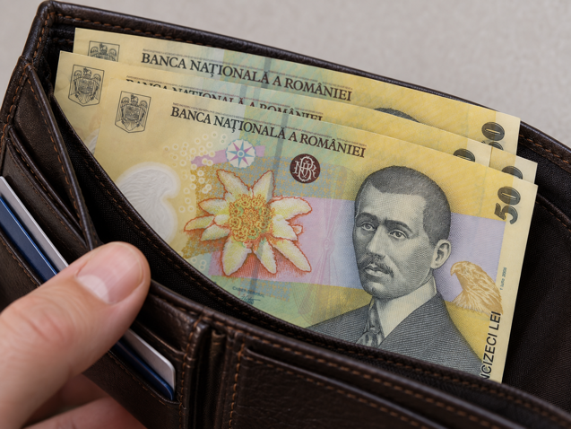 Leul se depreciază puternic: cursul euro a depășit pragul de 5,33 lei