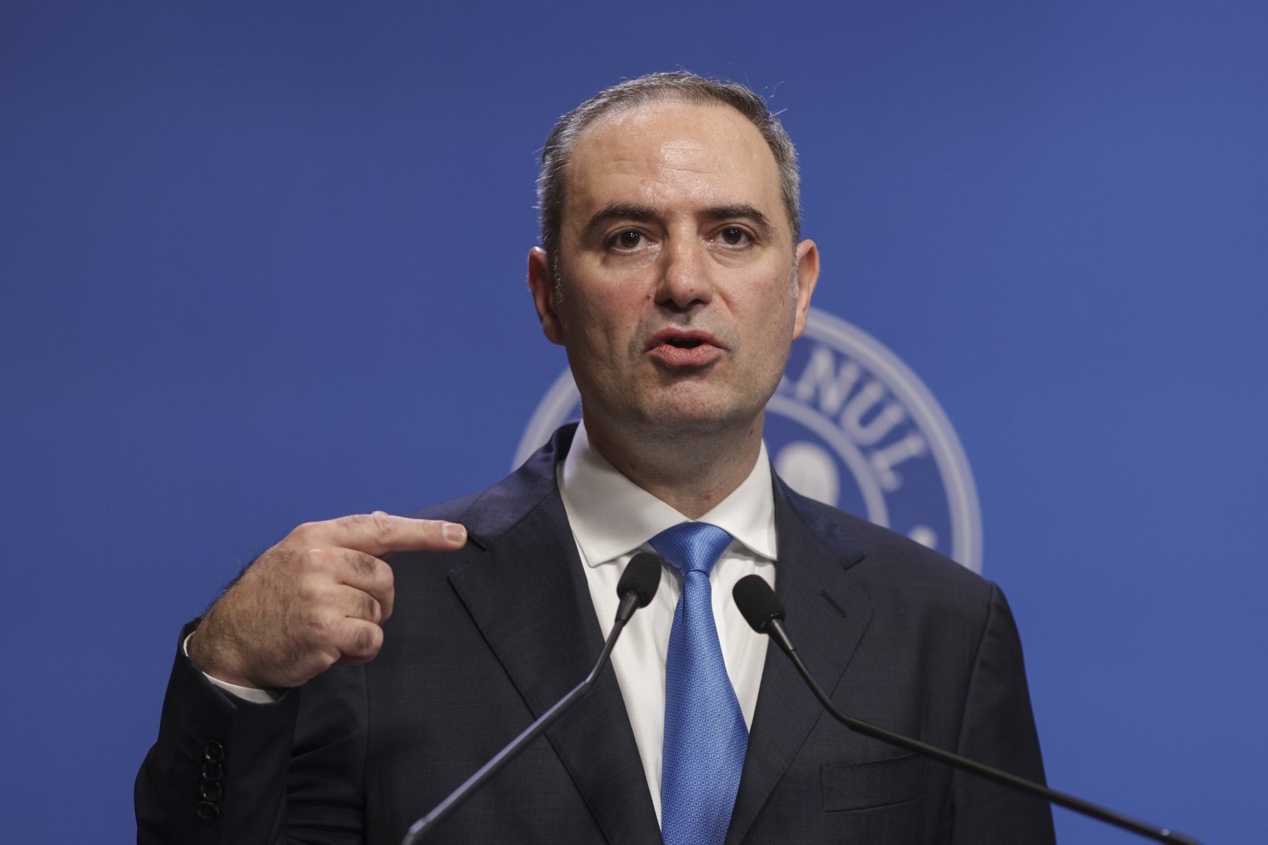 Alexandru Nazare avertizează: alegerile anticipate pot duce la retrogradarea ratingului de investiții