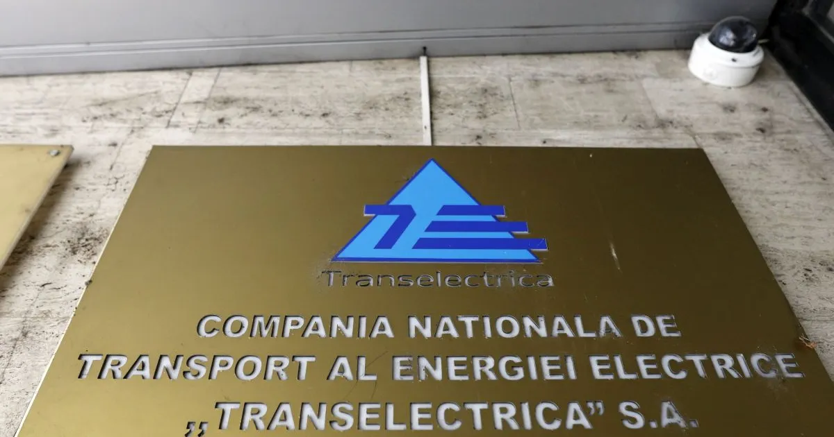 Avertisment de la Transelectrica: Atenție la SMS-uri false care amenință cu deconectarea de la curent