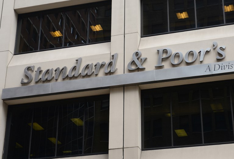 Standard & Poor’s va anunța calificativul pentru România într-un context de incertitudine politică