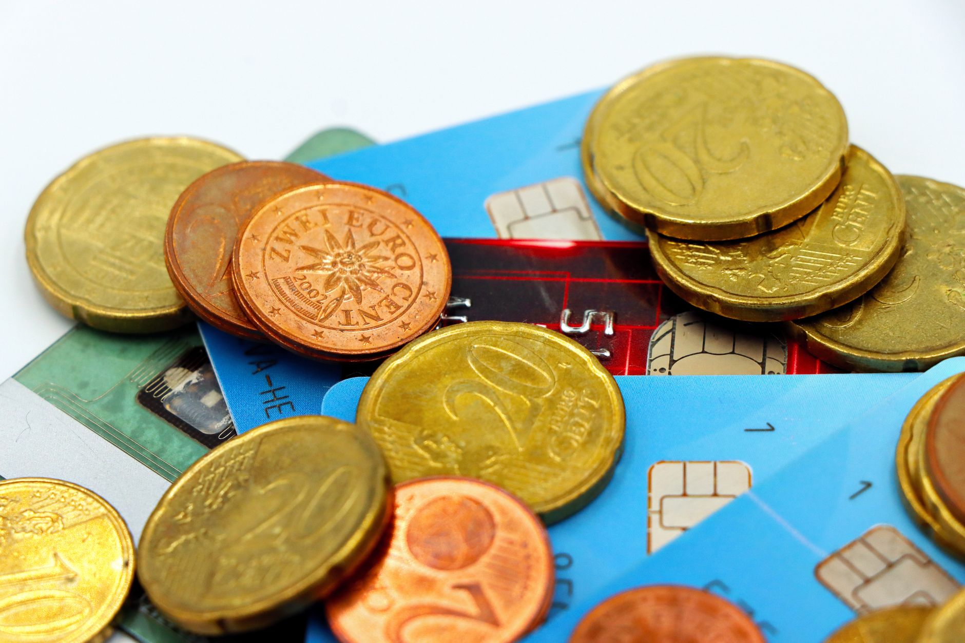Cursul euro a urcat la 5,34 lei pe piața interbancară. BNR avertizează asupra lichidității