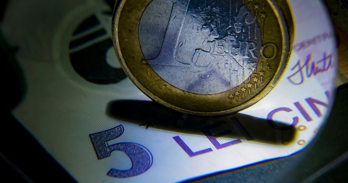 Cursul valutar: Euro a stabilit un nou maxim istoric față de leu, depășind pragul de 5,34 lei