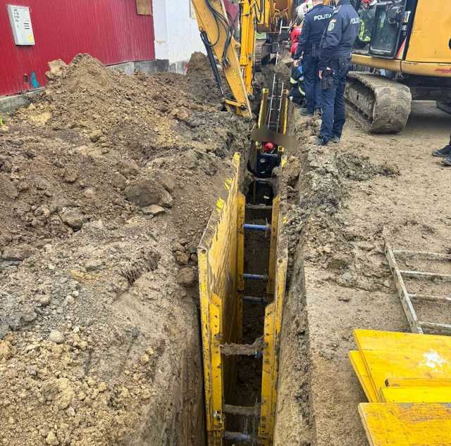 Accident grav la canalizare în Nepos: un bărbat de 45 de ani a fost salvat după patru ore