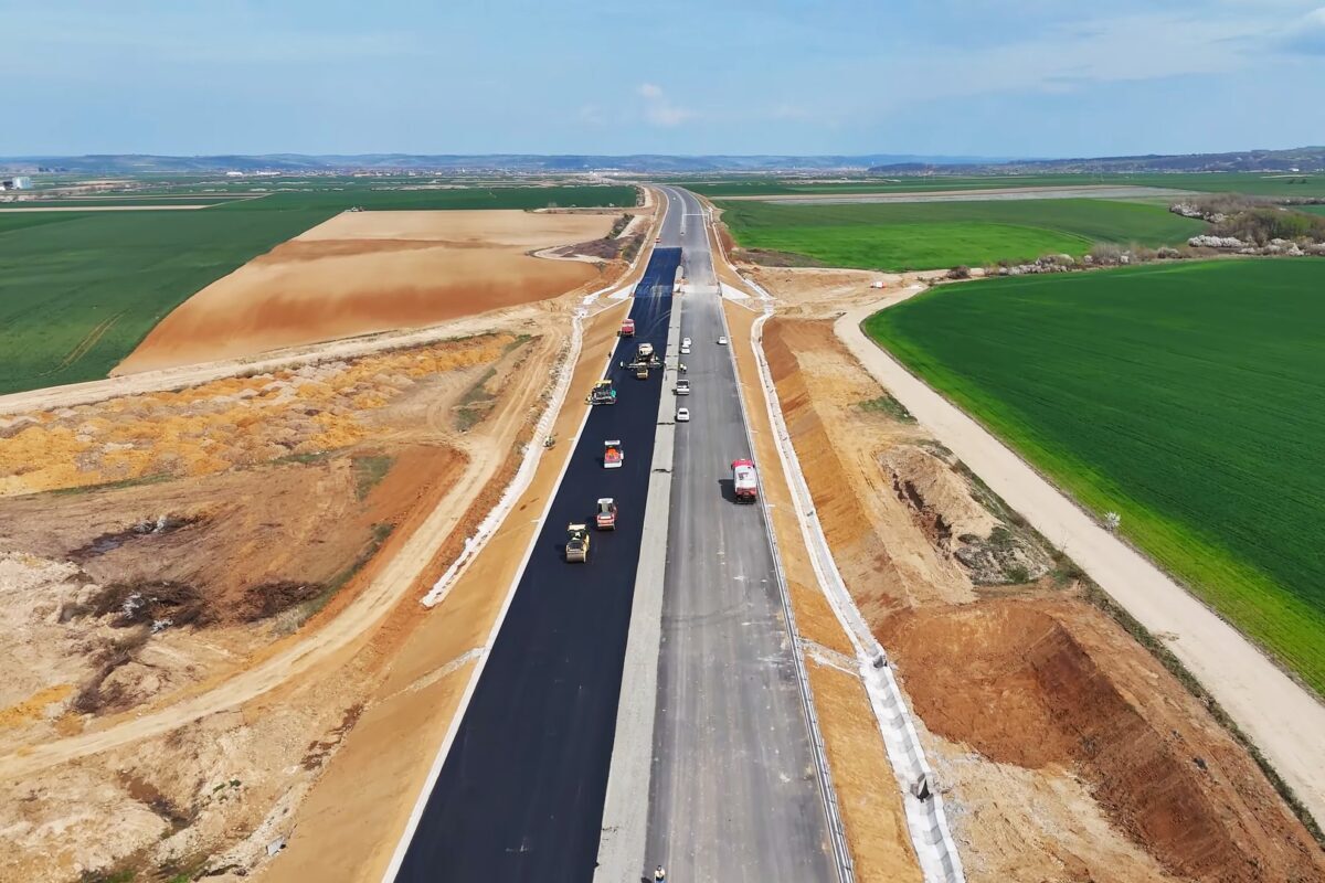 Autostrada Transilvania: Două loturi de 55 km ar putea fi deschise la circulație până la sfârșitul anului