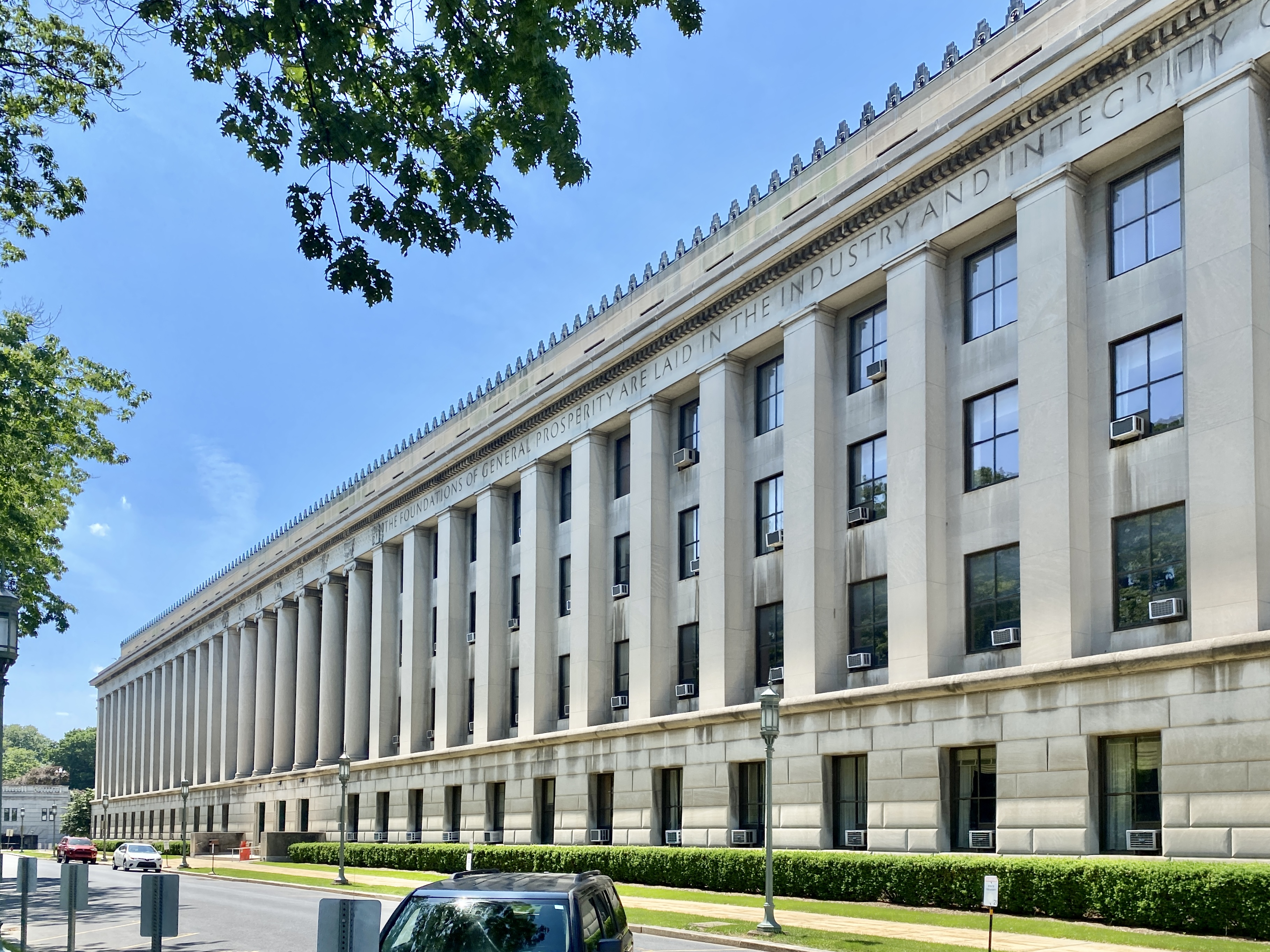 Alexandru Nazare reacționează la ratingul S&P: România trebuie să reducă deficitul bugetar sub 3% din PIB