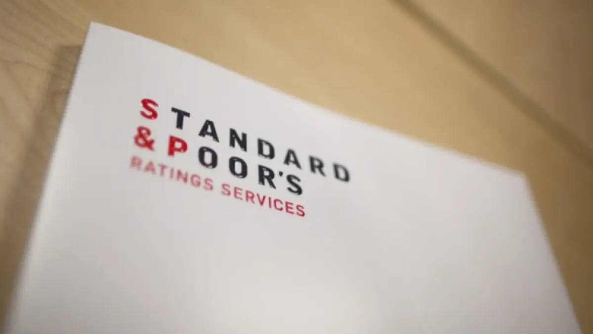 Standard & Poor's confirmă ratingul României la nivel de investment grade, dar menține perspectiva negativă