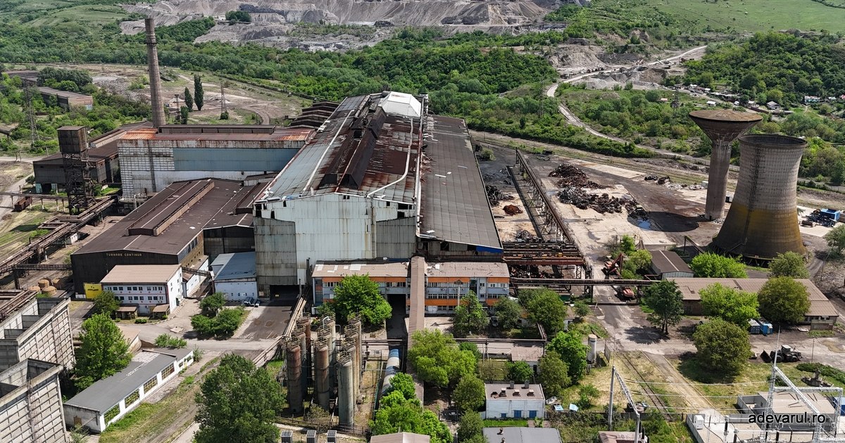 Combinatul din Hunedoara, la un an de oprirea producției: UMB Steel execută lucrări de întreținere